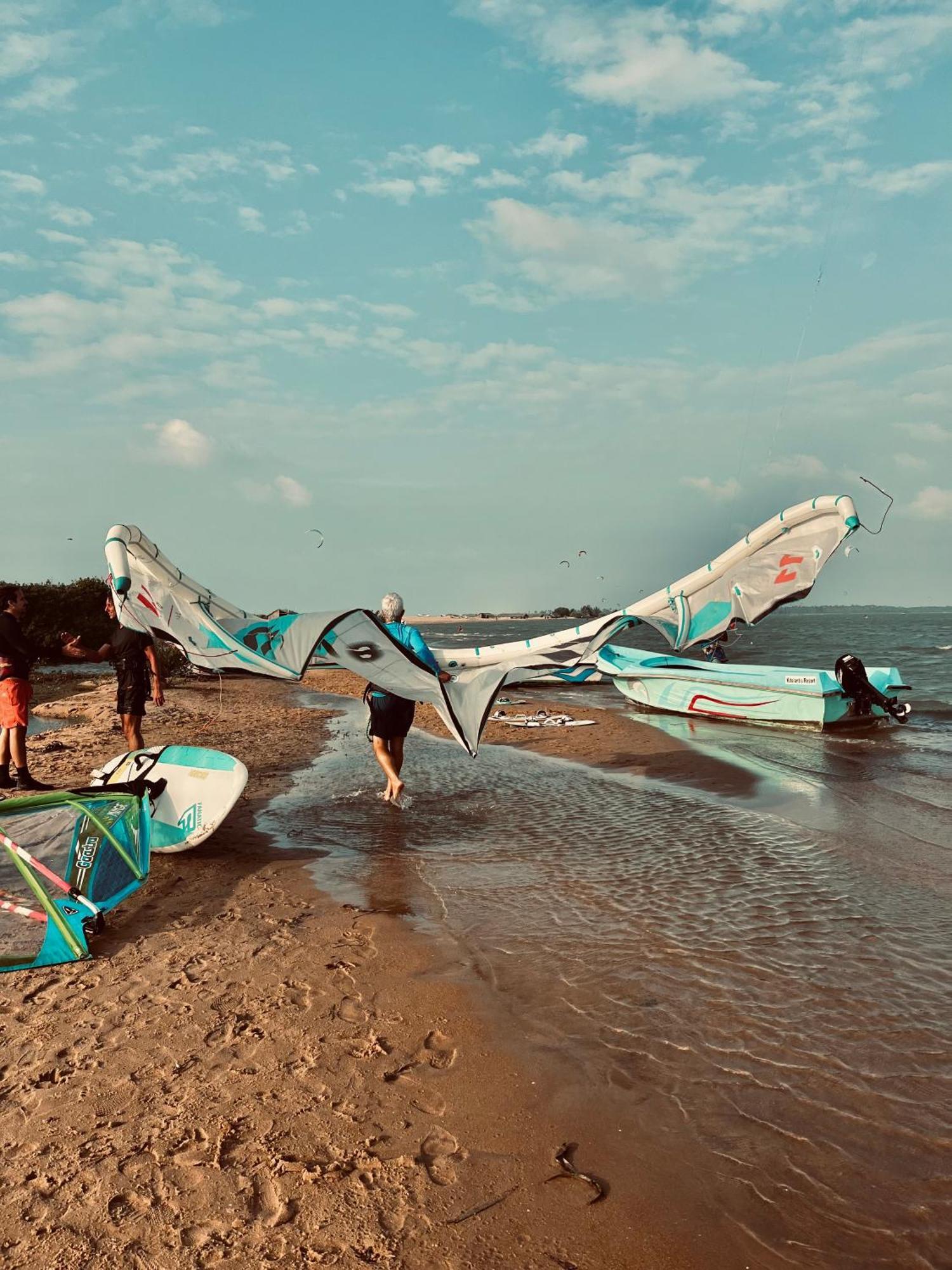 Windy Waves Kite Beach & Nature Resort Kalpitiya Bagian luar foto